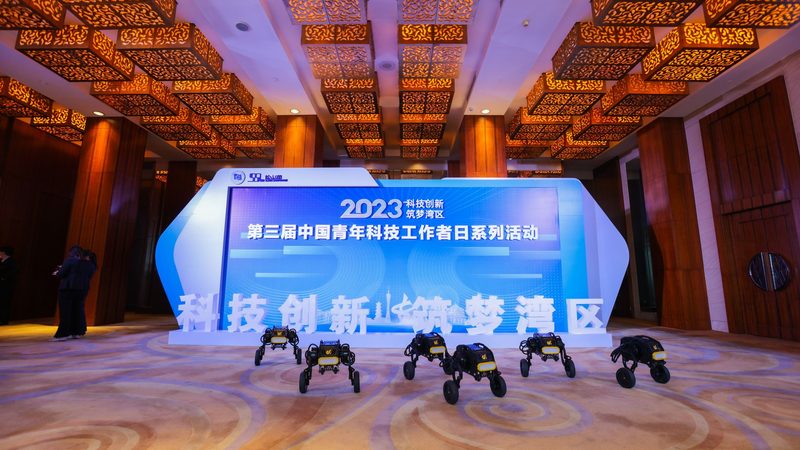 企业级家庭路由器：如何选择更适合自己的利器**
